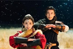 彭小苒《东宫》曲小枫：从主持到演员的华丽转身