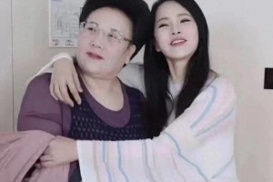 伊能静57岁保养秘诀曝光，与婆婆同游英国显年轻