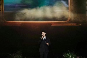 于适《给电影人的情书》封神舞台震撼观众